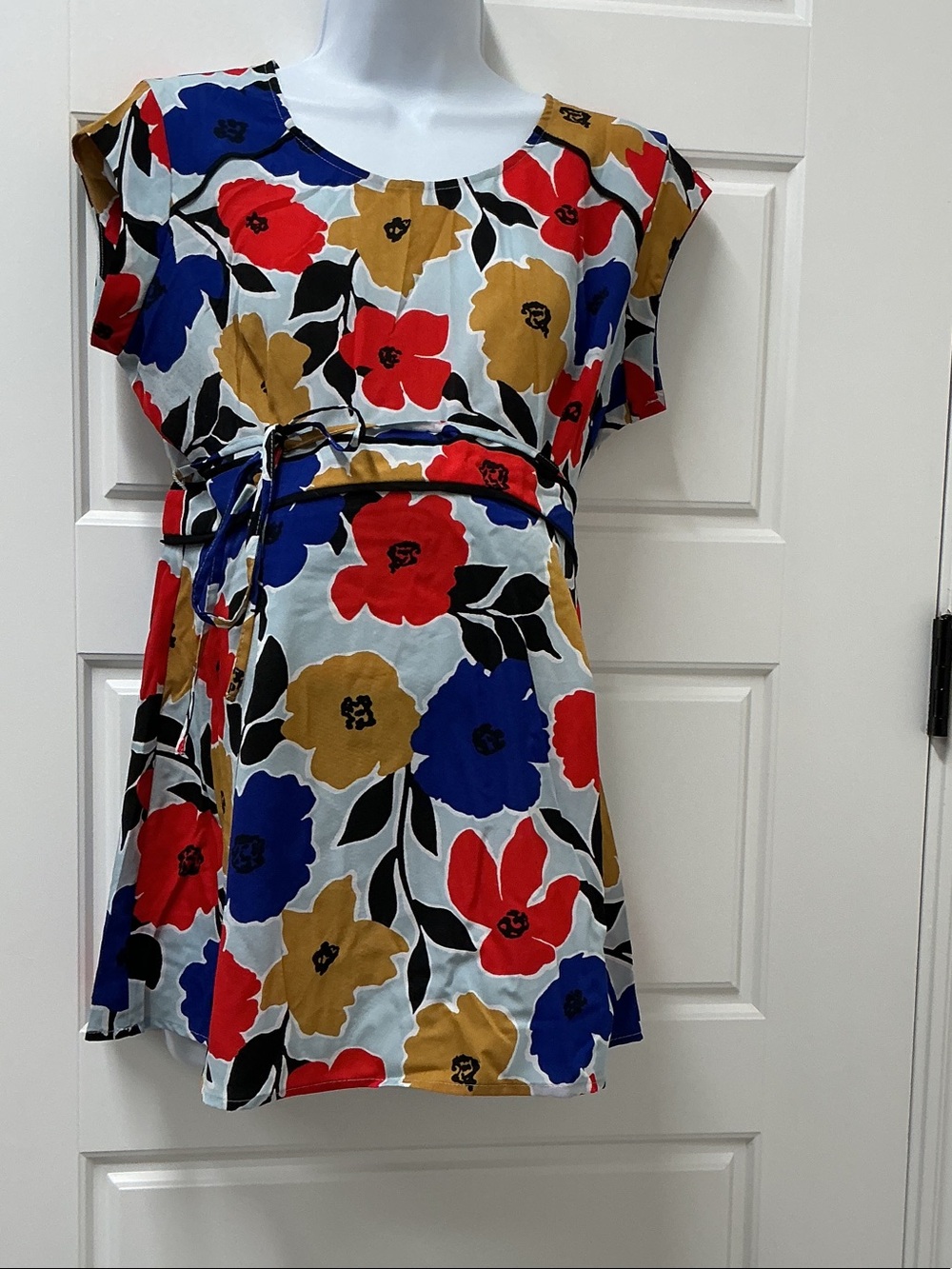 Floral Tie-Waist Maternity Top in Red, Blue & Mustard